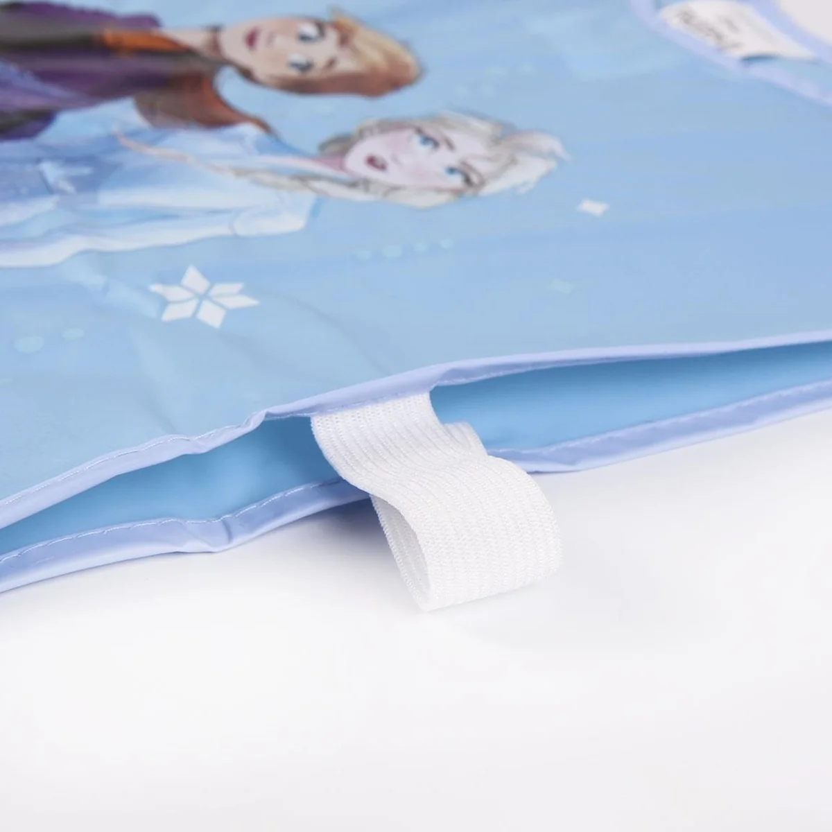 DELANTAL IMPERMEABLE FROZEN - Imagen 4