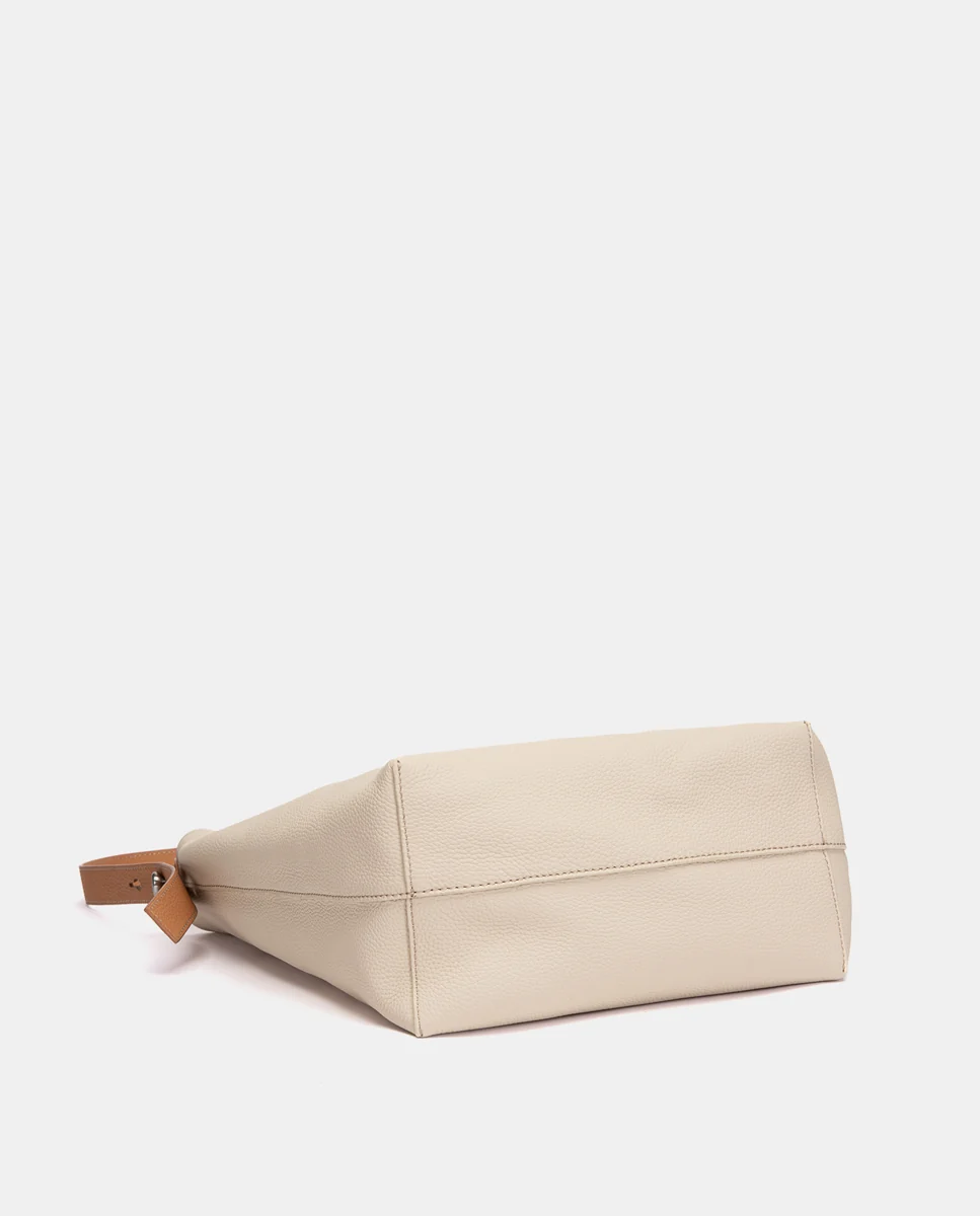 Bolso de hombro en piel beige - Imagen 9