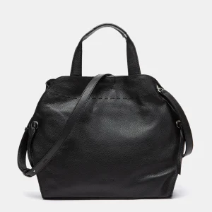 Bolso de mano en piel negra