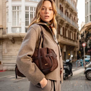 Bolso de hombro en serraje marrón