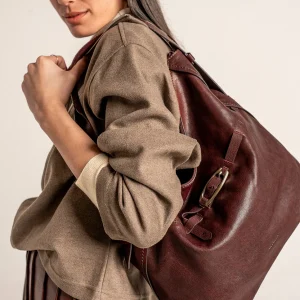 Bolso de hombro en piel burdeos
