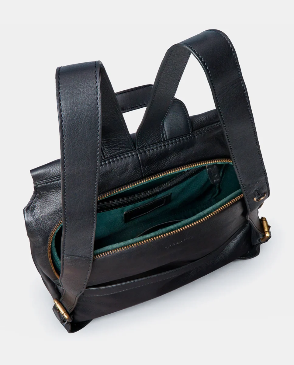 Mochila en piel negra - Imagen 6