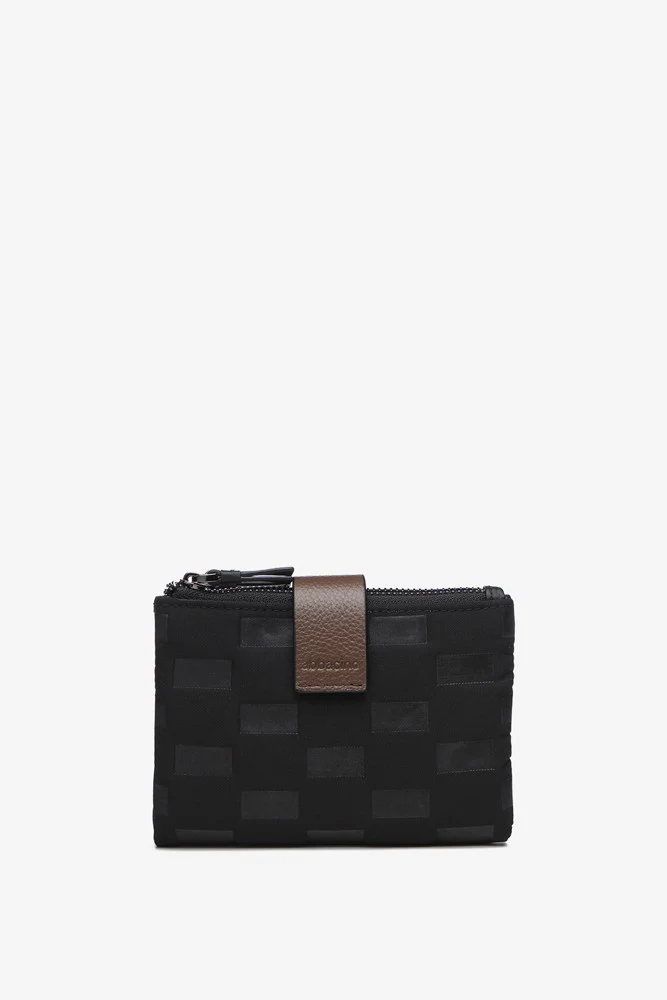 Cartera pequeña de mujer en nylon acolchado negro - Imagen 3