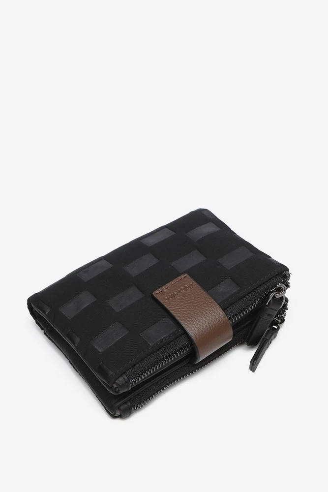 Cartera pequeña de mujer en nylon acolchado negro - Imagen 5