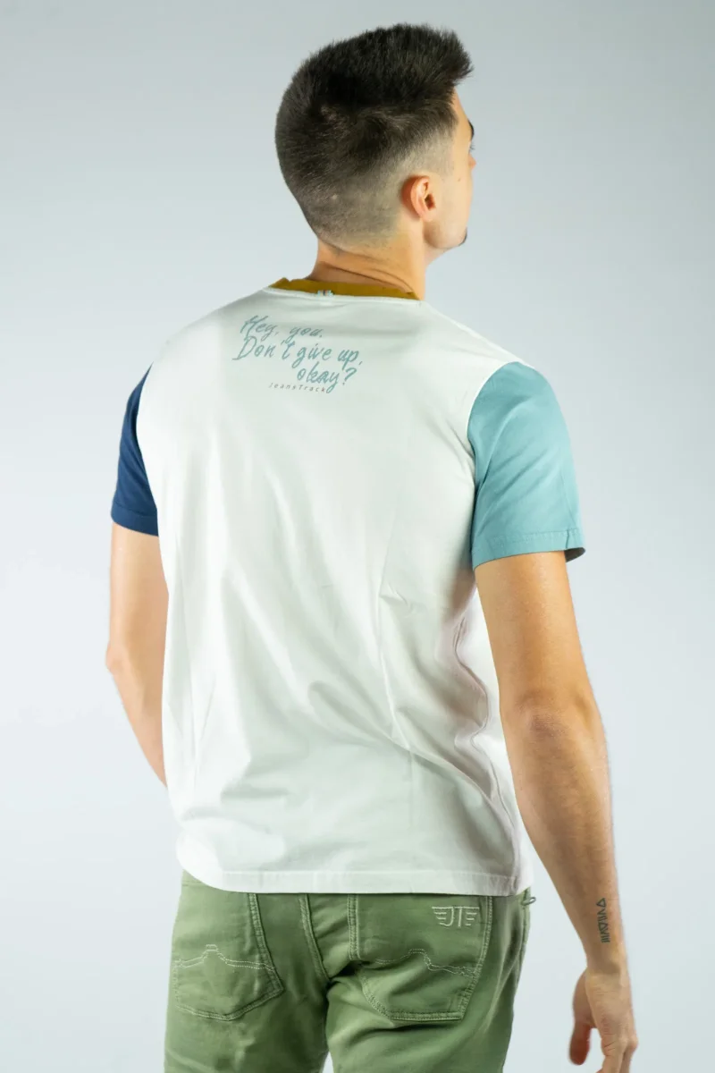 Camiseta Algodón Orgánico Mountains Creme - Imagen 4