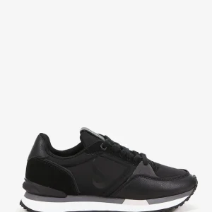 Zapatilla de mujer en negro