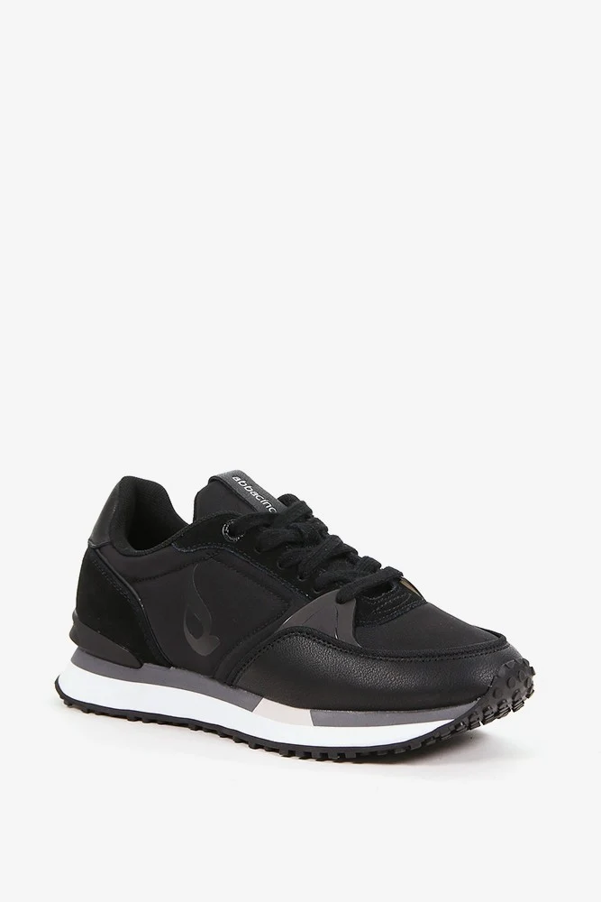 Zapatilla de mujer en negro - Imagen 4