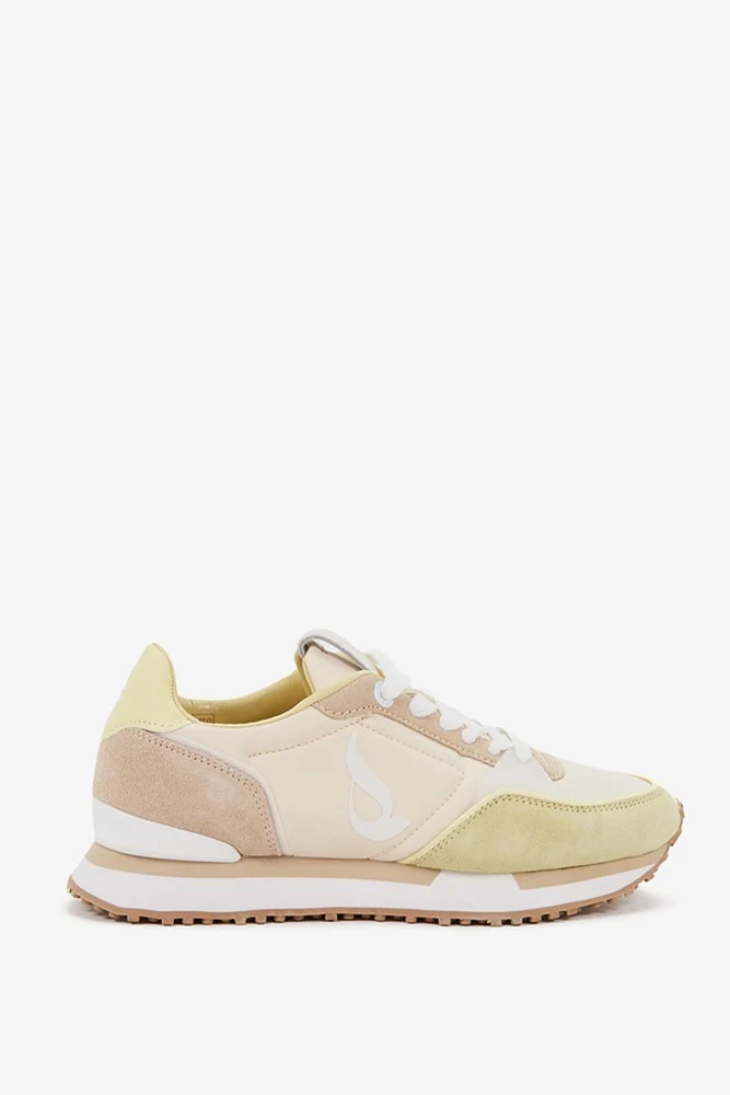 Zapatilla de mujer en beige - Imagen 2