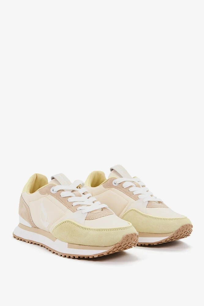 Zapatilla de mujer en beige - Imagen 4
