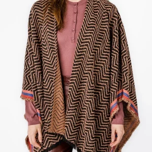 Poncho con estampado geométrico en tonos rosas
