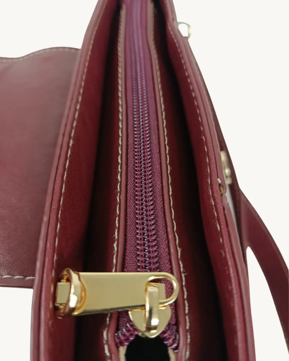 Bolso Mujer Bandolera de Mano con Solapa Burdeos y Correa Ajustable - Imagen 8