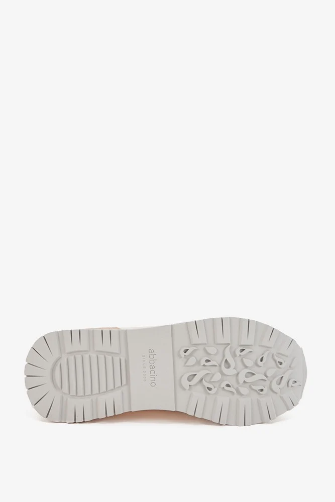 Zapatilla de mujer en beige - Imagen 8