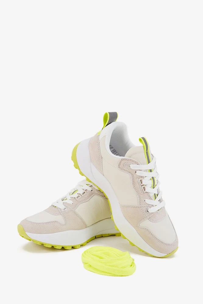 Zapatilla runner de mujer en blanco - Imagen 4