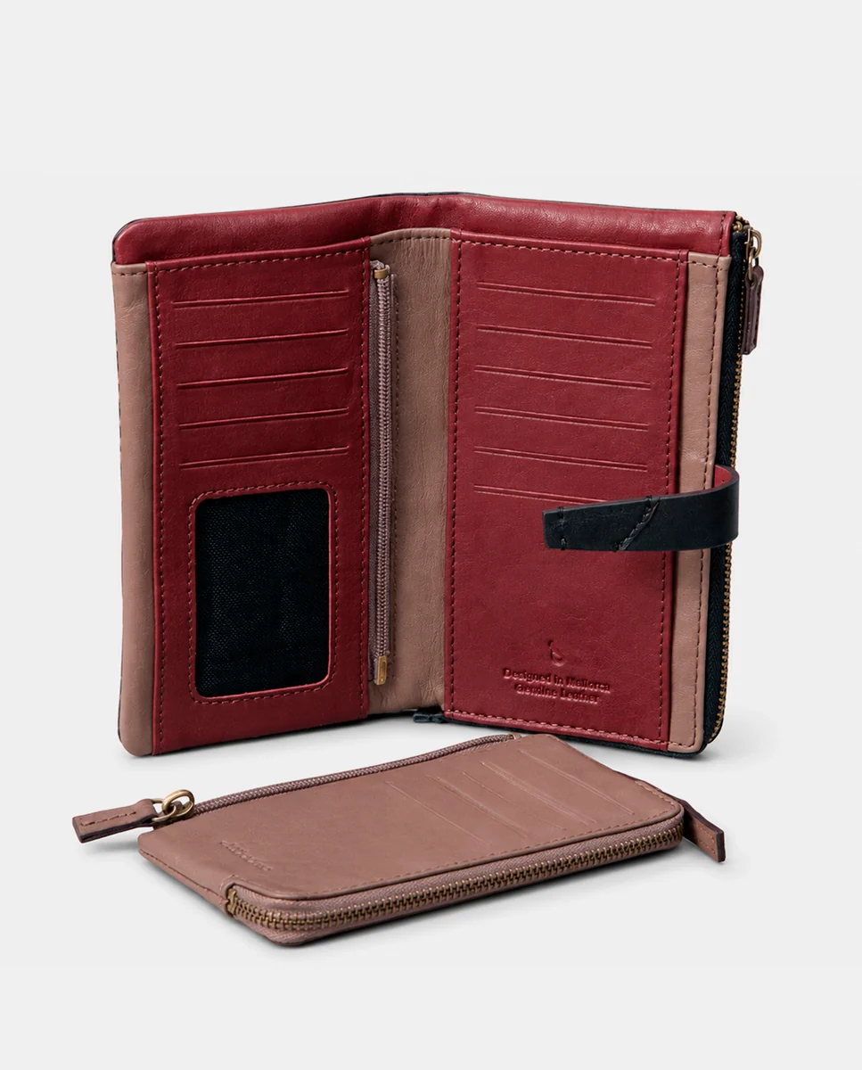 Cartera grande de mujer en piel negra - Imagen 8