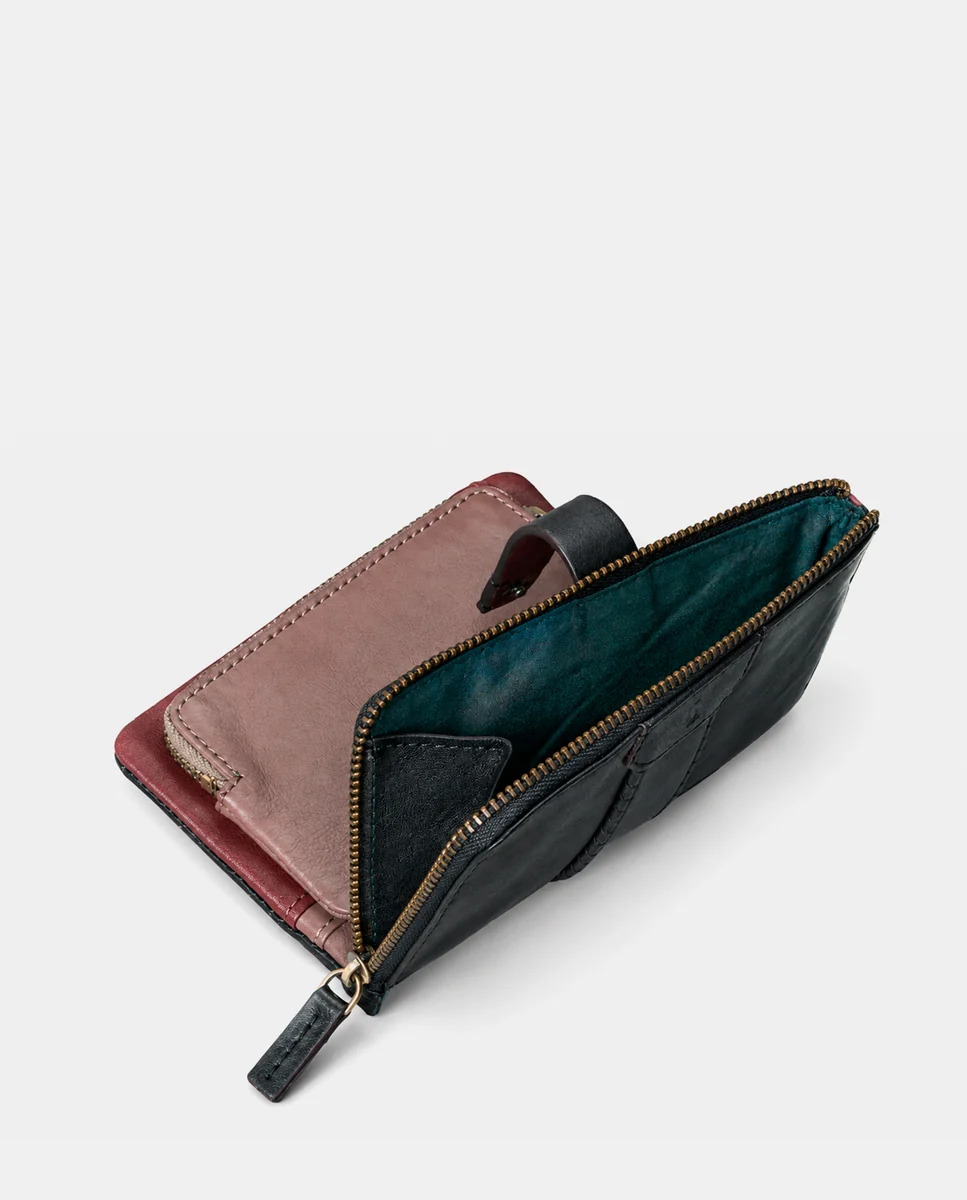 Cartera mediana de mujer en piel negra - Imagen 7