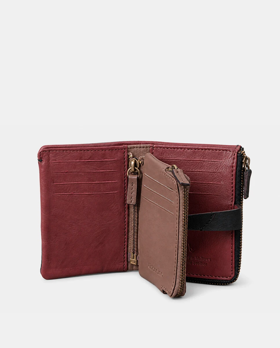 Cartera pequeña de mujer en piel negra - Imagen 3