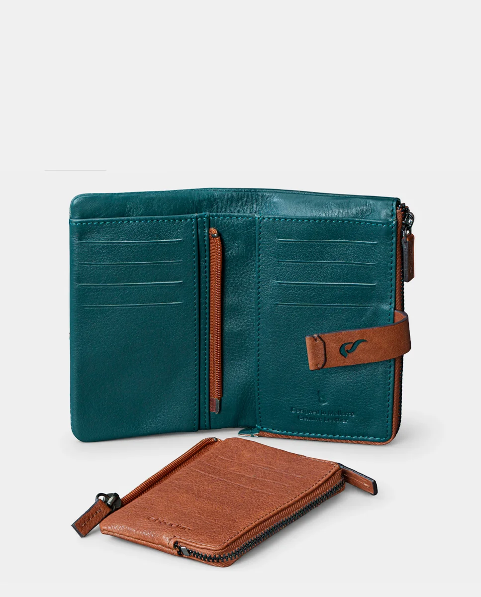 Cartera mediana de mujer en piel azul - Imagen 8
