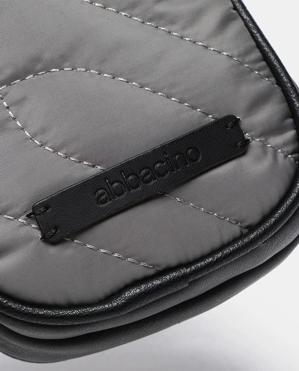 Bolso para el móvil en materiales reciclados y acolchados gris - Imagen 7