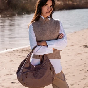 Bolso de hombro en materiales reciclados camel