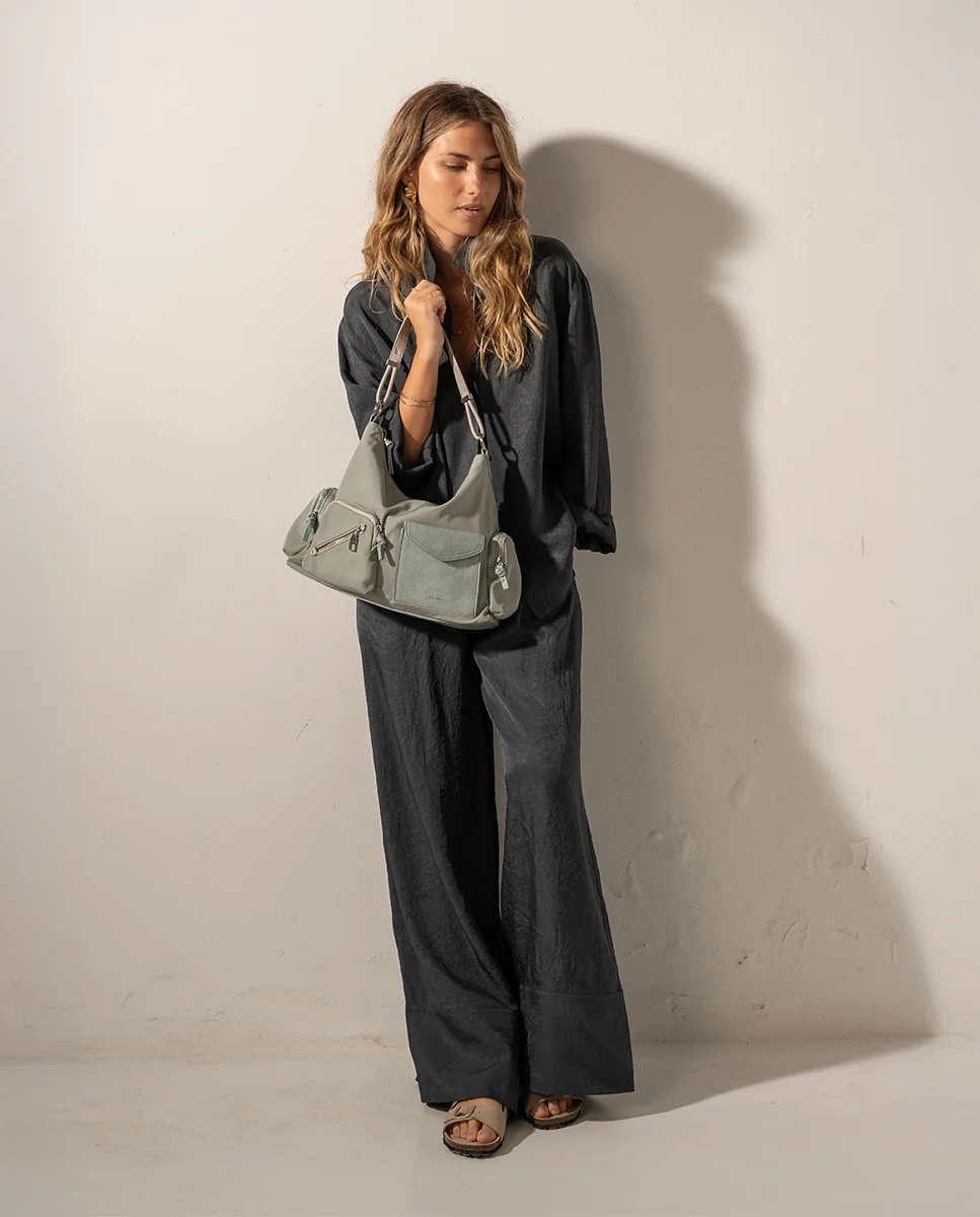 Bolso de hombro en tejido azul