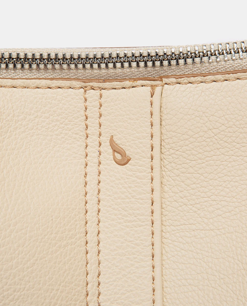Bolso de hombro pequeño beige - Imagen 9