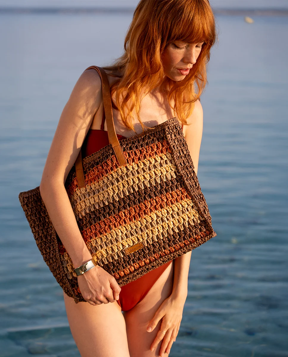 Capazo de rafia a rayas cognac - Imagen 3