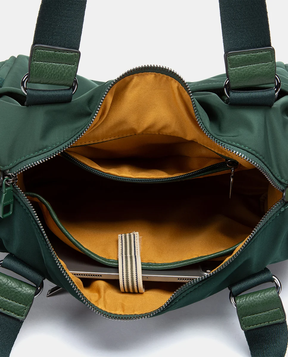 Bolso de viaje en materiales reciclados verde - Imagen 8