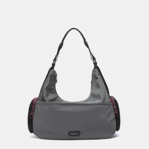 Bolso de hombro en materiales reciclados gris