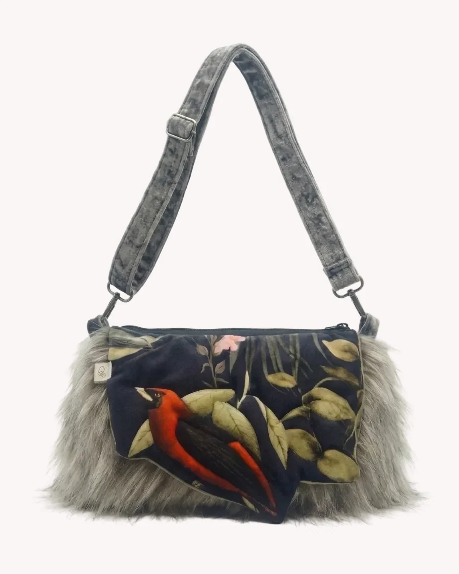 Bolso Clutch 3D Relieve Loro Tropical Pelo Gris