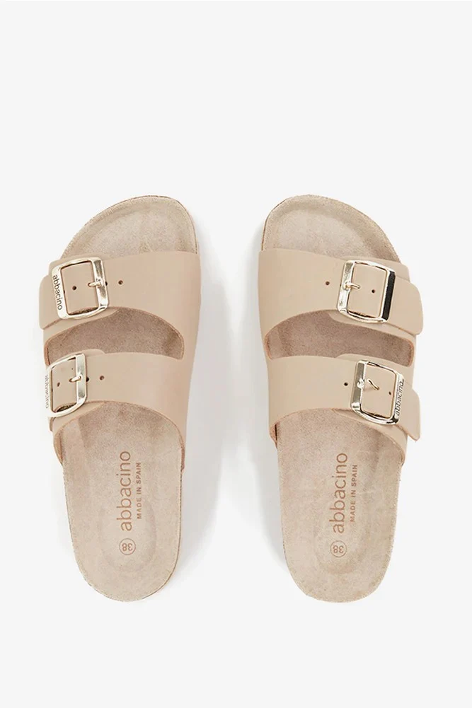 Sandalia plana de mujer de piel en beige - Imagen 6