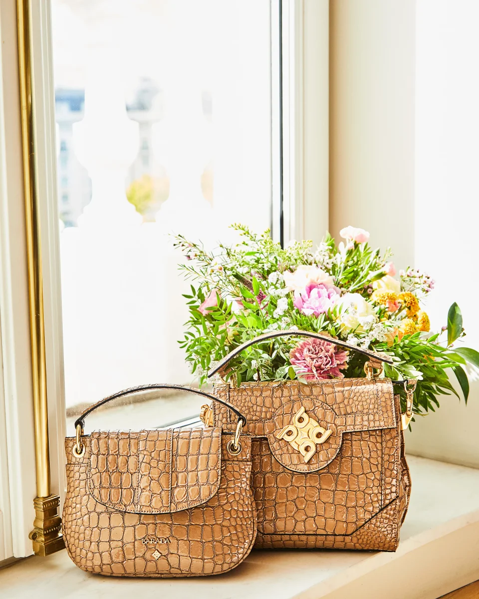 Bolso de lujo para llevar en mano, artesanal en piel caprino - Imagen 8