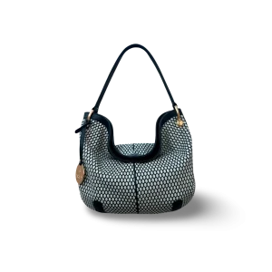 Bolso de hombro en piel vacuno diseñado por manos artesanas
