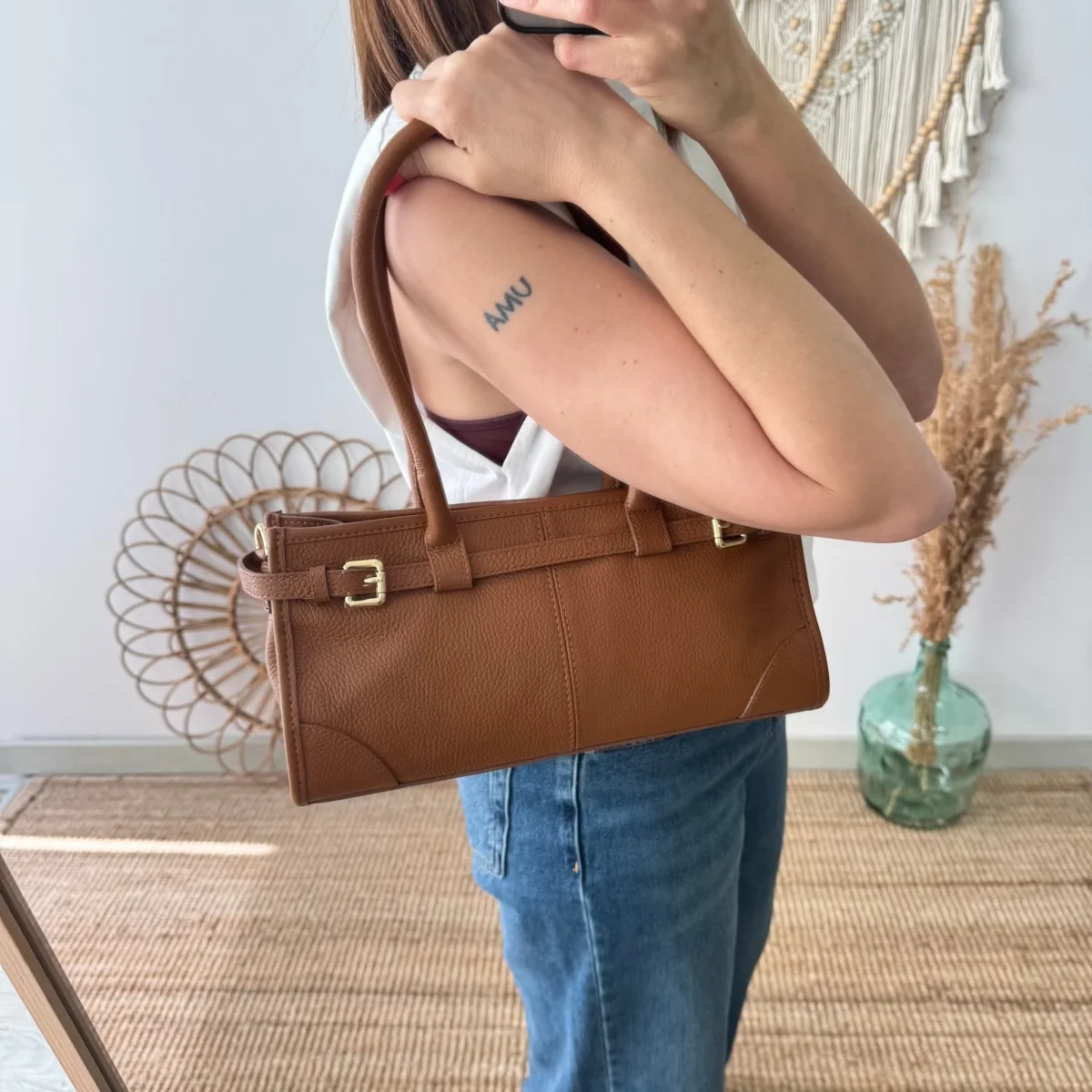Bolso piel cierre cinturón camel - Imagen 5