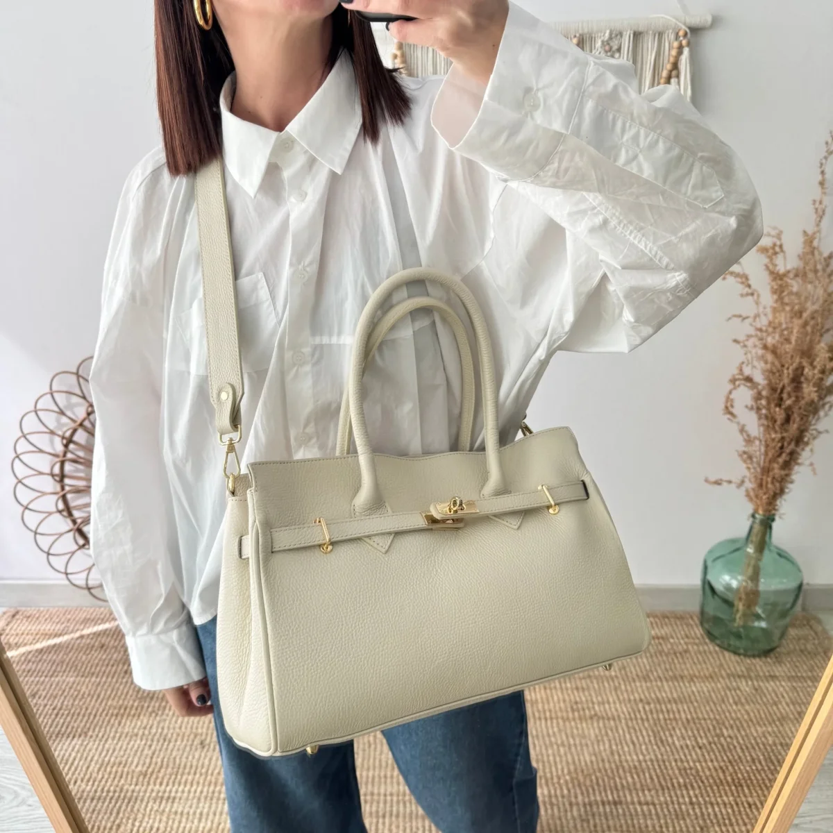 Bolso shopper beige cierre dorado - Imagen 3
