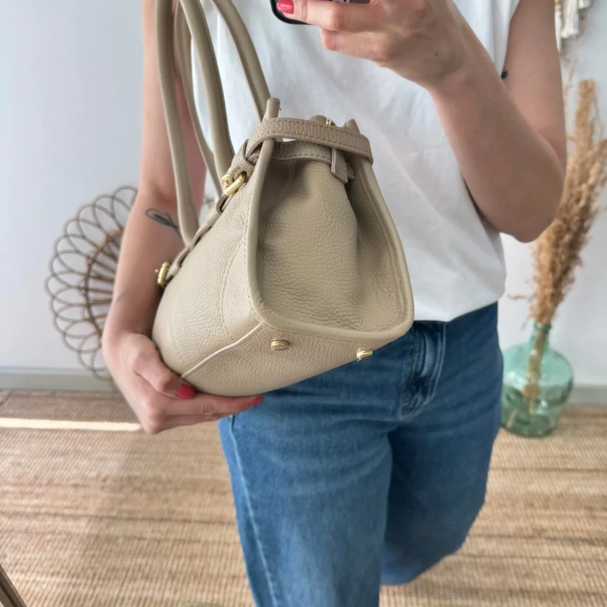 Bolso piel cierre cinturón taupe - Imagen 7