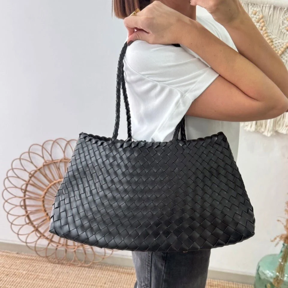 Bolso de piel trenzada trapecio negro - Imagen 8