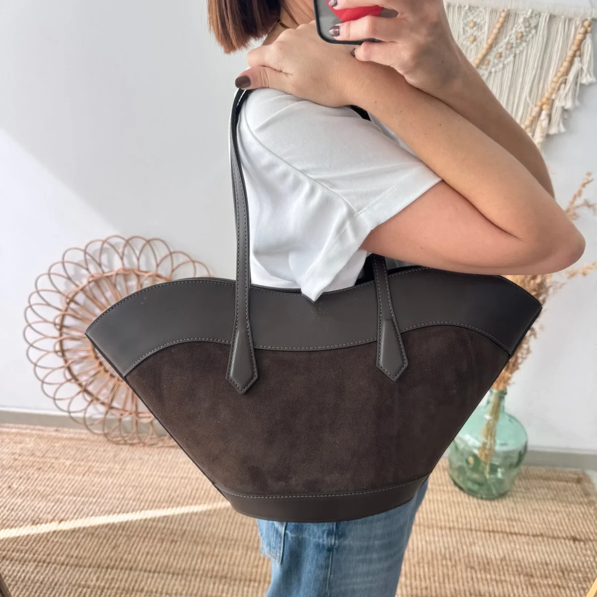 Tote estructurado en piel y serraje marrón chocolate - Imagen 3
