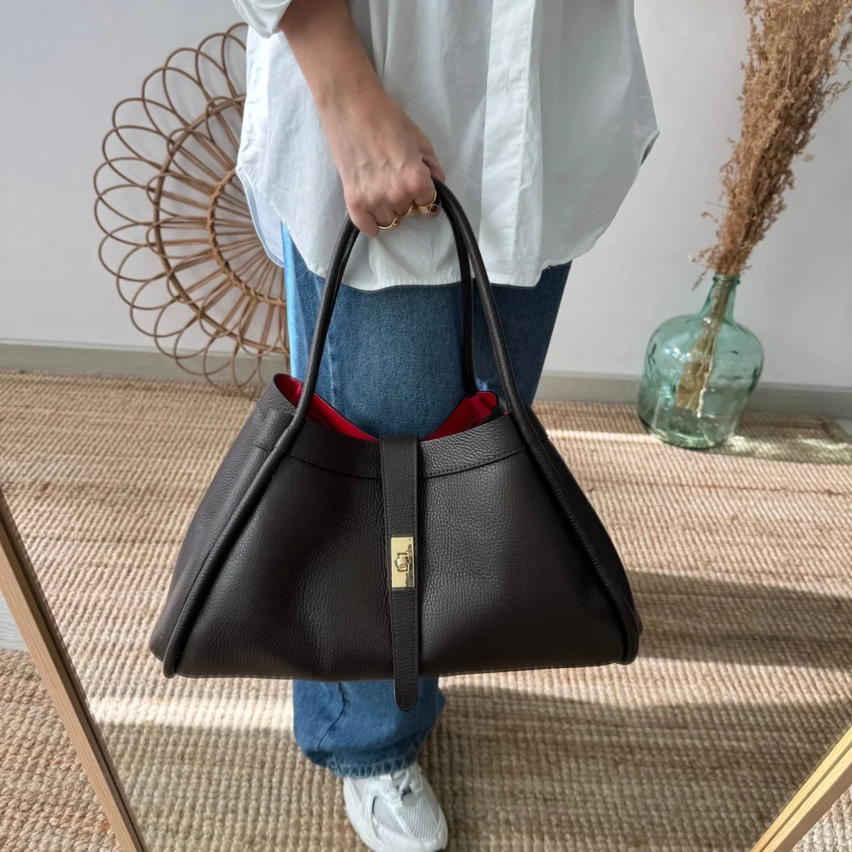 Bolso shopping piel marrón chocolate - Imagen 7