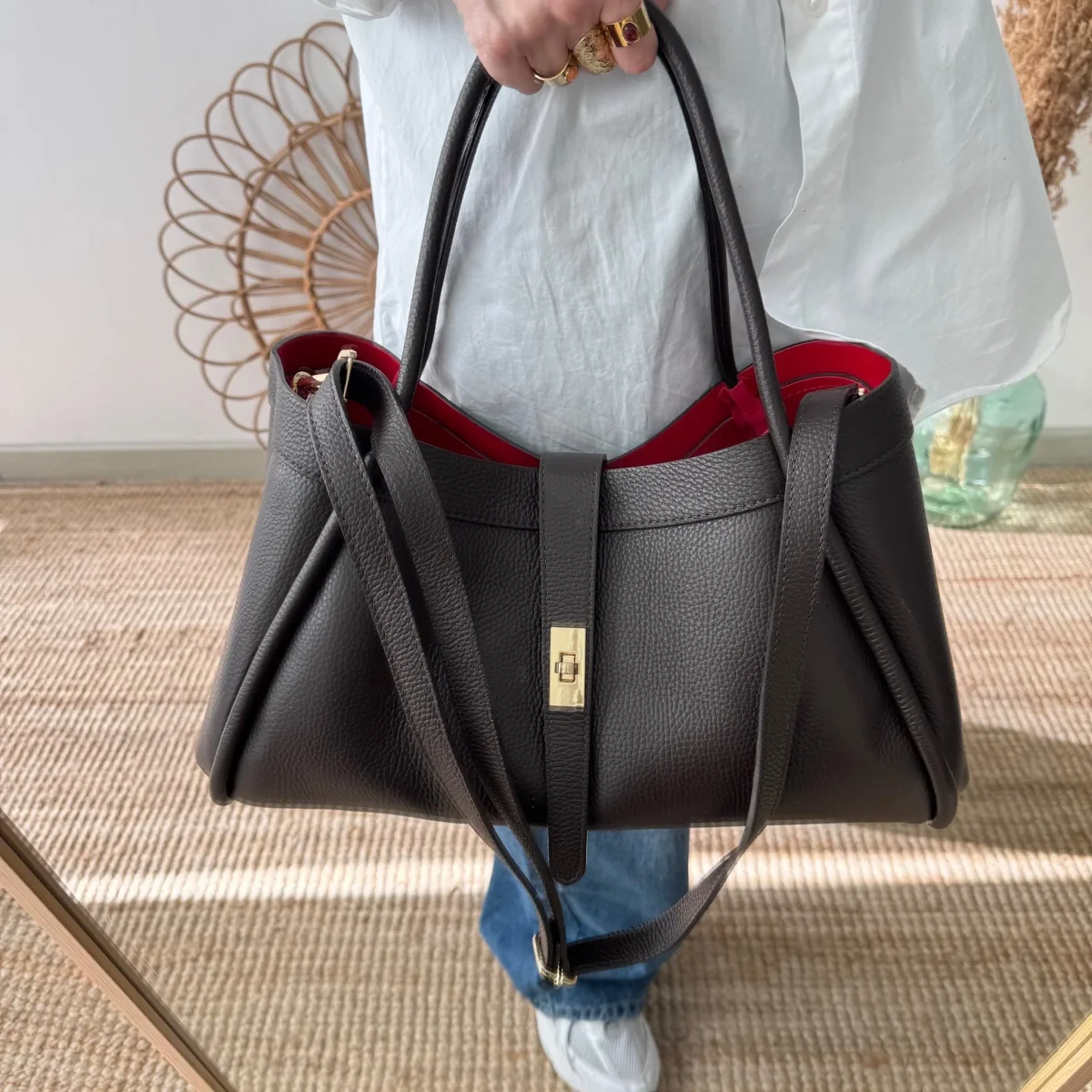 Bolso shopping piel marrón chocolate - Imagen 8