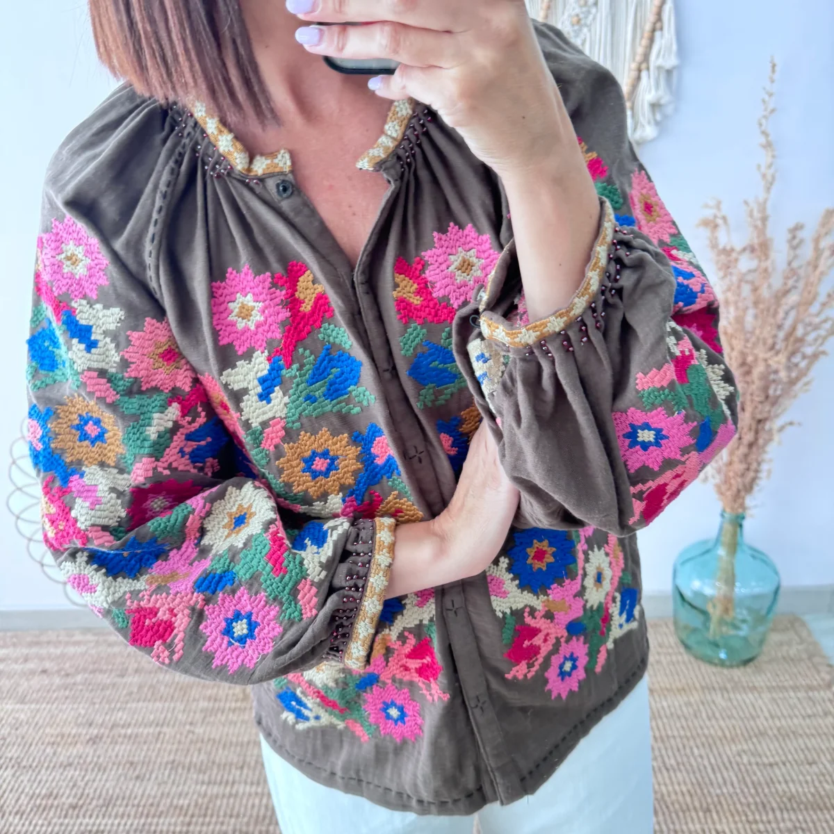 Chaqueta kimono corta marrón bordados - Imagen 5