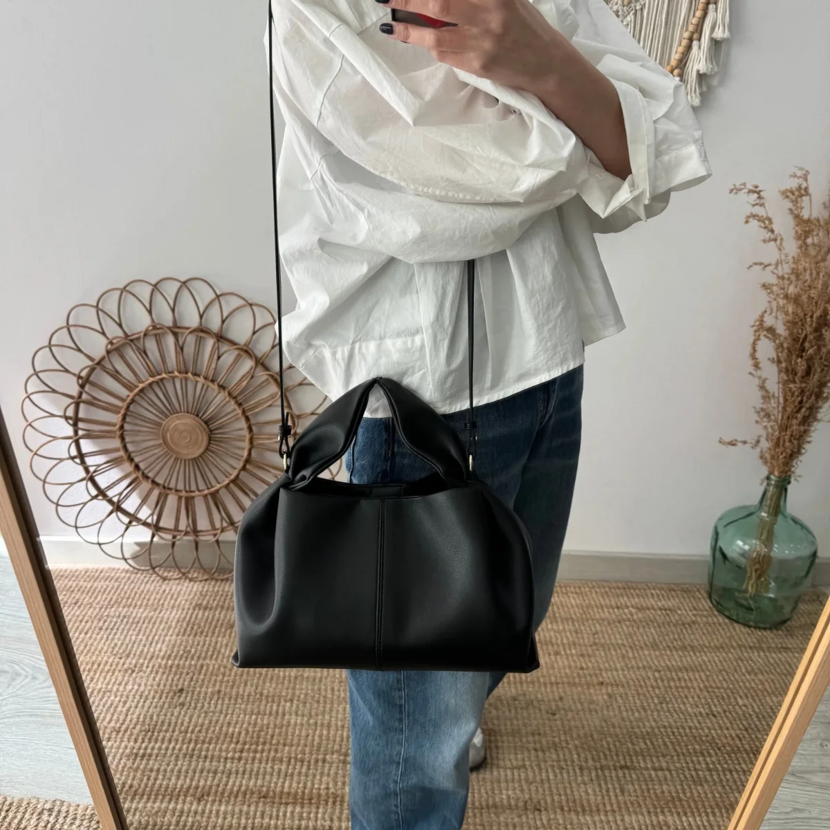 Bolso pliegue piel negro - Imagen 9