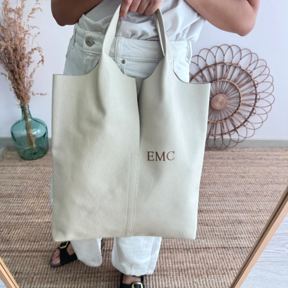 Bolso Tote piel beige con monedero - Imagen 4