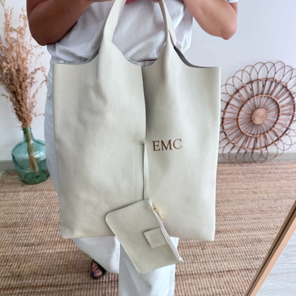 Bolso Tote piel beige con monedero - Imagen 8