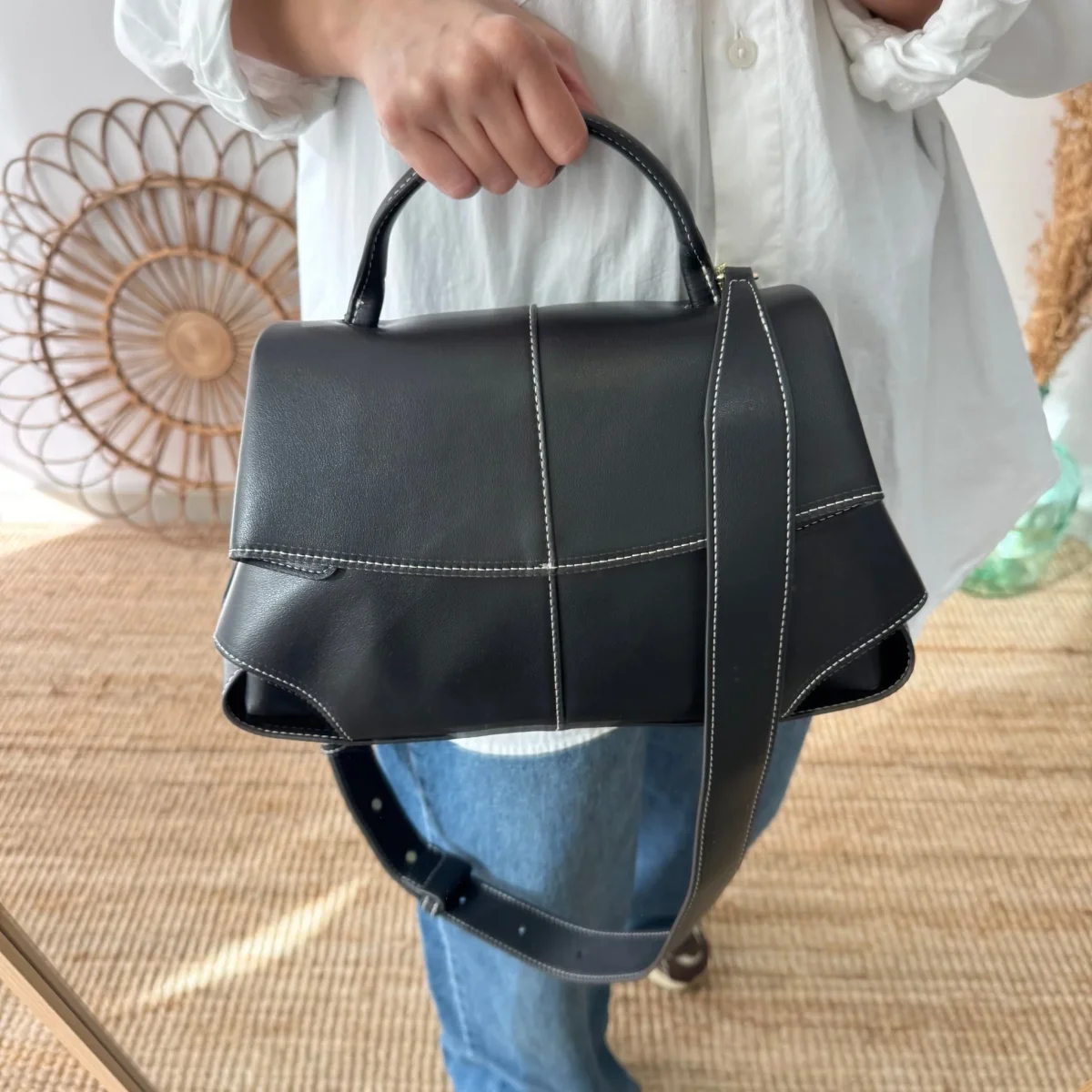 Bolso satchel negro - Imagen 4