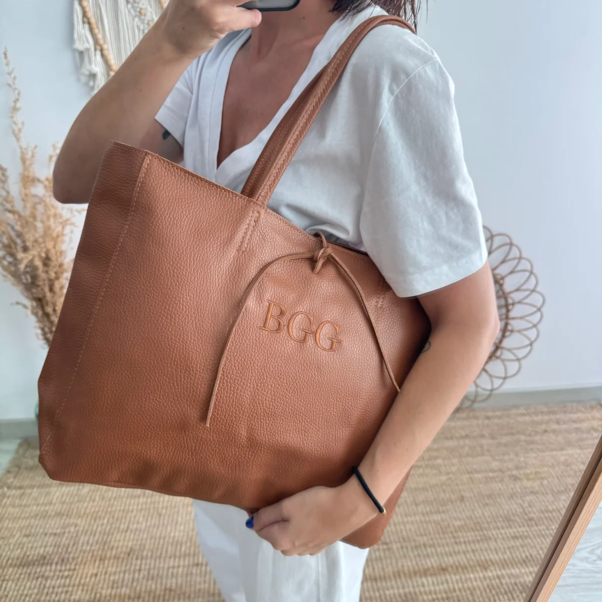 Shopper grande piel camel cremallera personalizado iniciales bordadas - Imagen 3