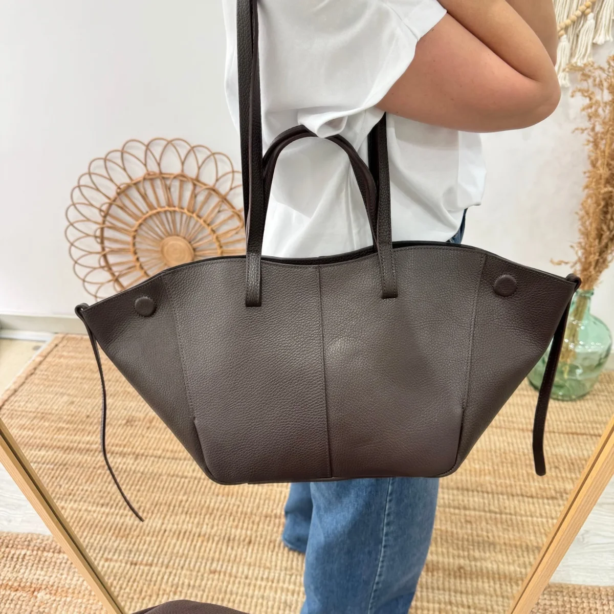 Bolso tote marrón piel - Imagen 7