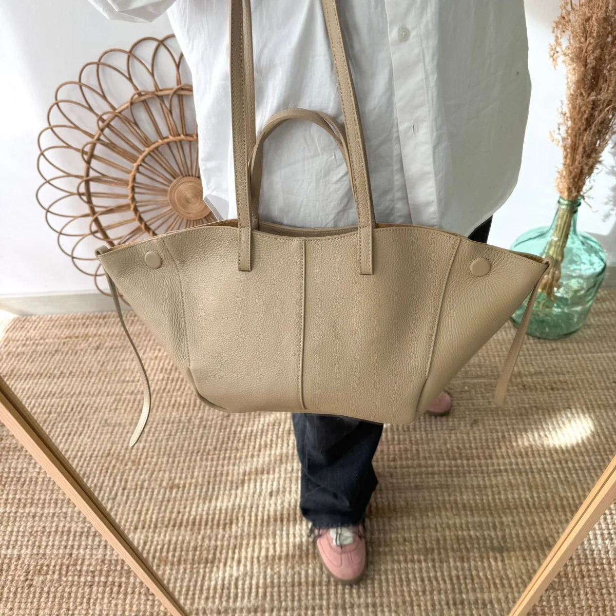 Bolso tote taupe piel - Imagen 8