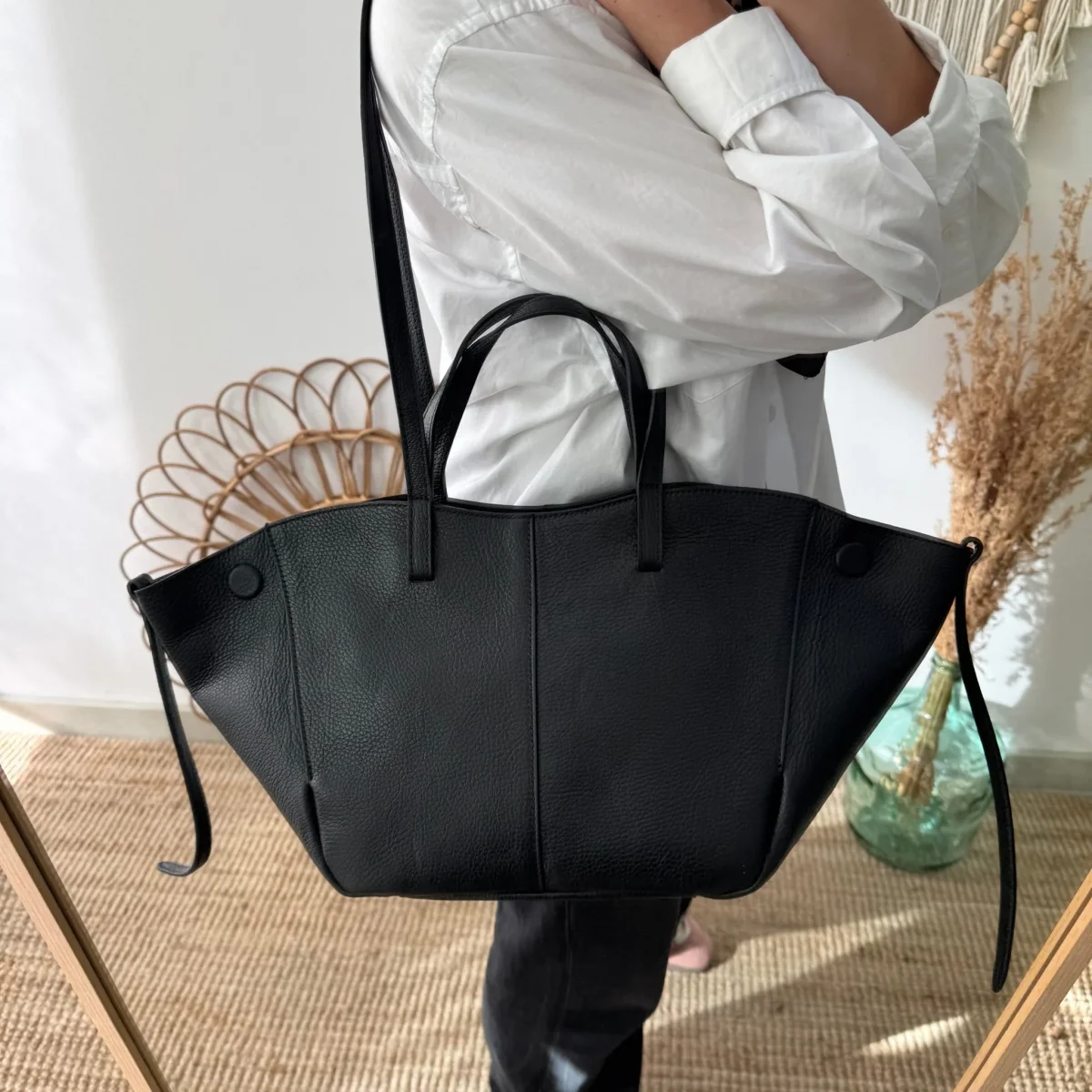 Bolso tote negro piel - Imagen 7