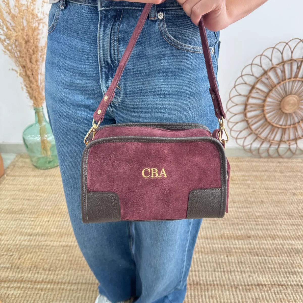 Bolso baúl serraje granate y piel marrón - Imagen 4