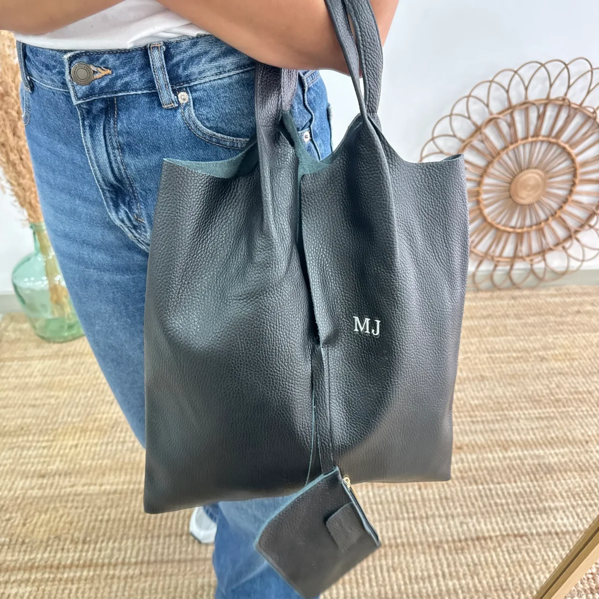 Bolso Tote piel negro con monedero - Imagen 3